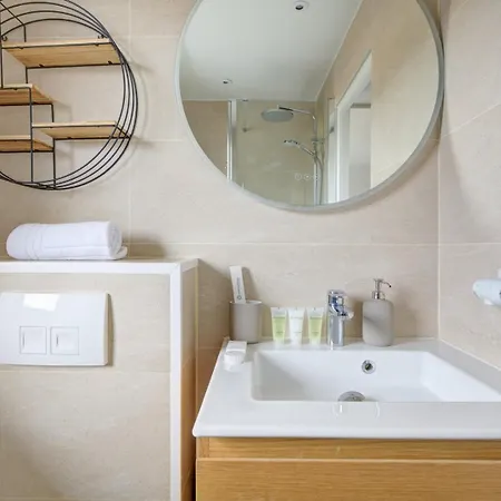 Apartman Bluestay 816 - Superb In